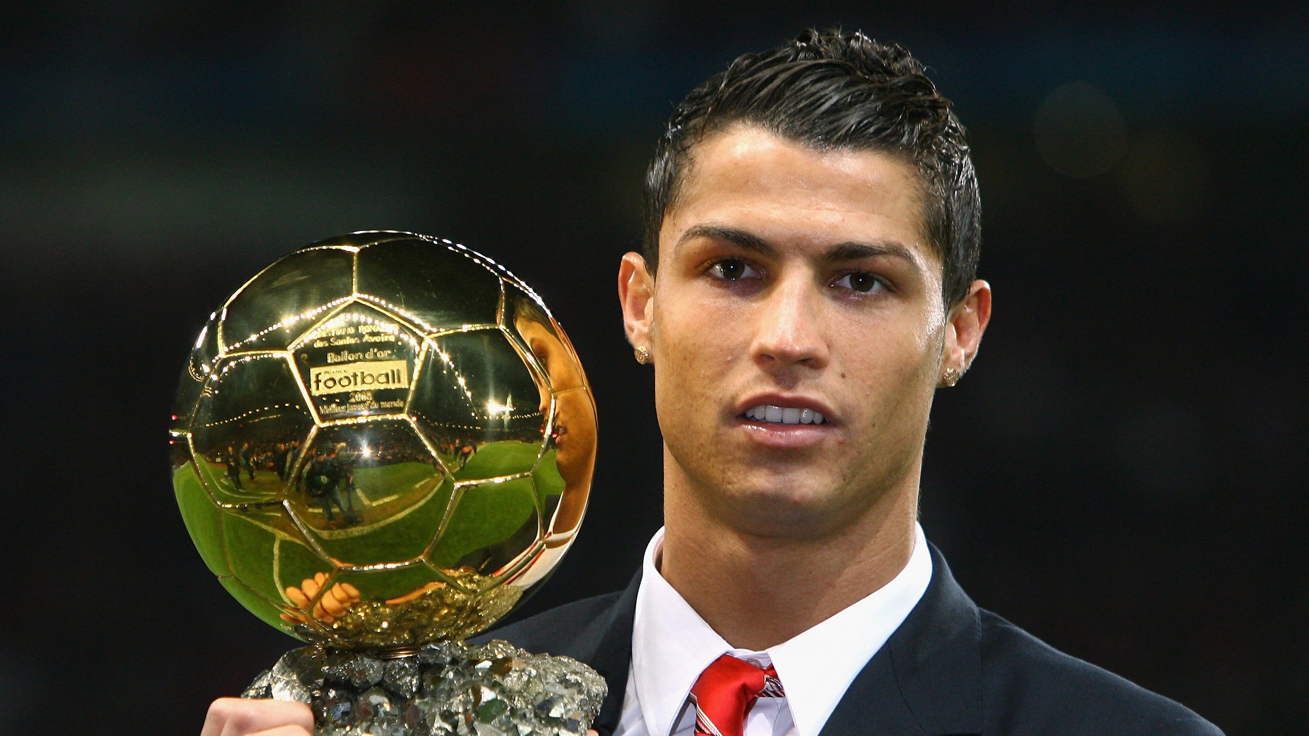 九游体育网站-中国足球职业联赛俱乐部市场竞争力显著提升，中国职业足球队